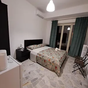  Pensión Goffredo Mameli House Italia