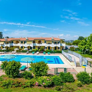 Brenta , Bibione Italia